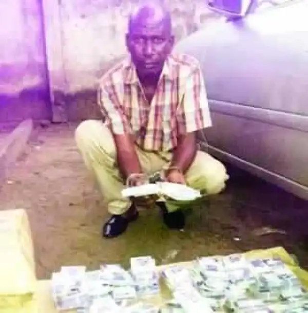 Suspect with Fake Currencies Escapes from Police as Search for Him Continues